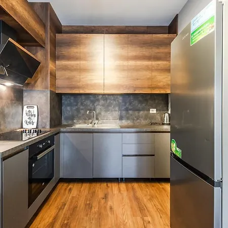 Vista Luxe Balcony With Free Private Parking Appartamento Tirana