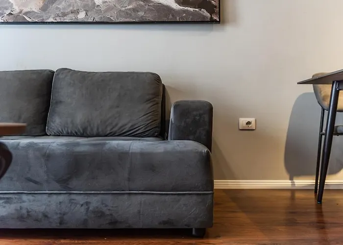 Vista Luxe Balcony With Free Private Parking Διαμέρισμα