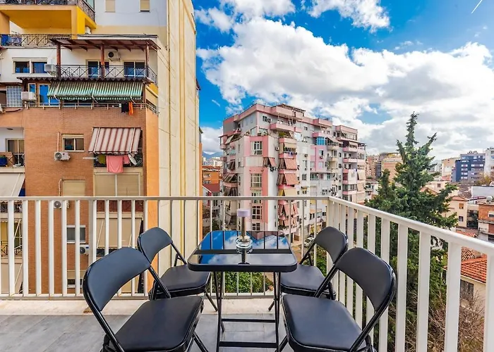 Vista Luxe Balcony With Free Private Parking דירה טיראנה