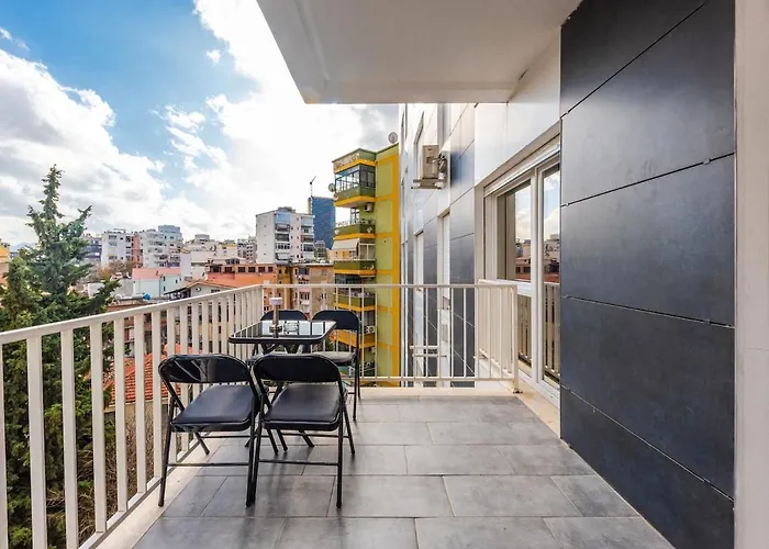 Vista Luxe Balcony With Free Private Parking * Τίρανα