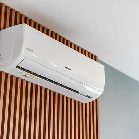 Apartment Vista Luxe Balcony With Free Private Parking *