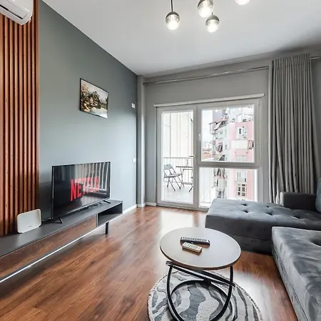 Vista Luxe Balcony With Free Private Parking 아파트