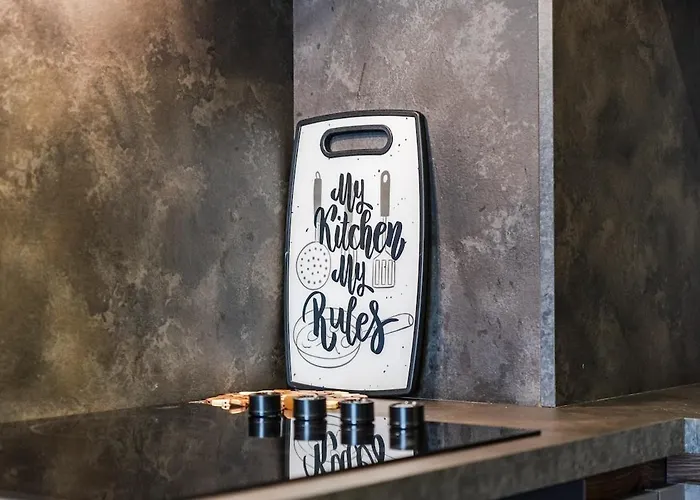 Vista Luxe Balcony With Free Private Parking Lejlighed